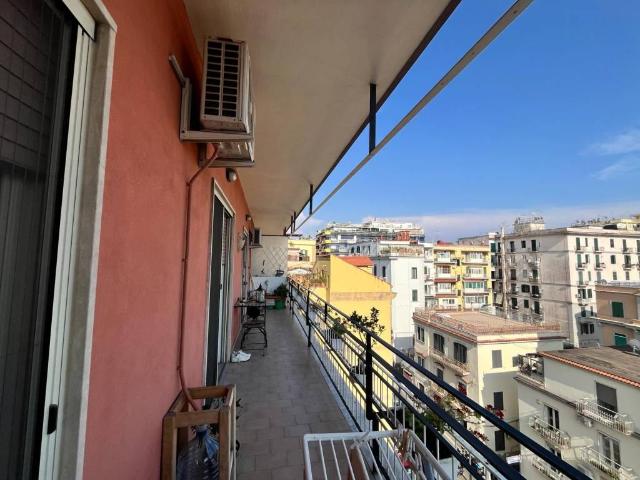 Appartamento in vendita a Municipalità 5, Campania