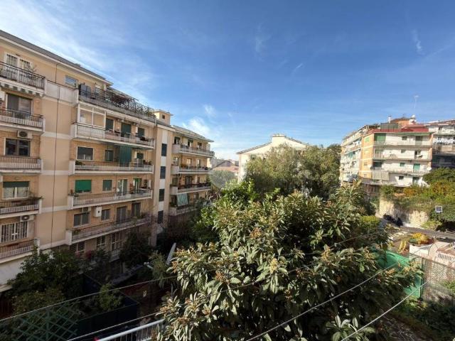 Appartamento in vendita a Municipalità 10, Campania