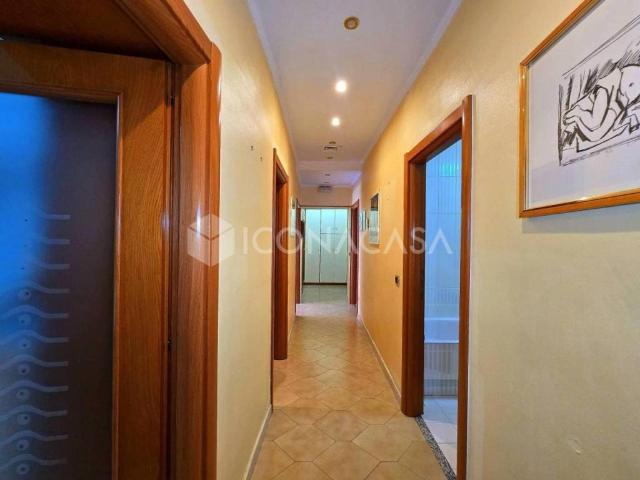 Appartamento in vendita a Fuorigrotta, Napoli