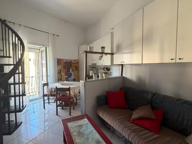 Appartamento in vendita a Vicaria, Napoli