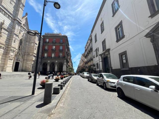 Appartamento in vendita a Municipalità 4, Campania