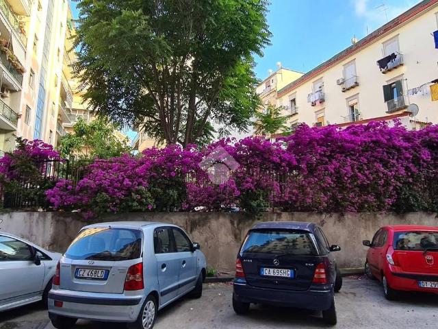 Appartamento in vendita a Municipalità 1, Campania