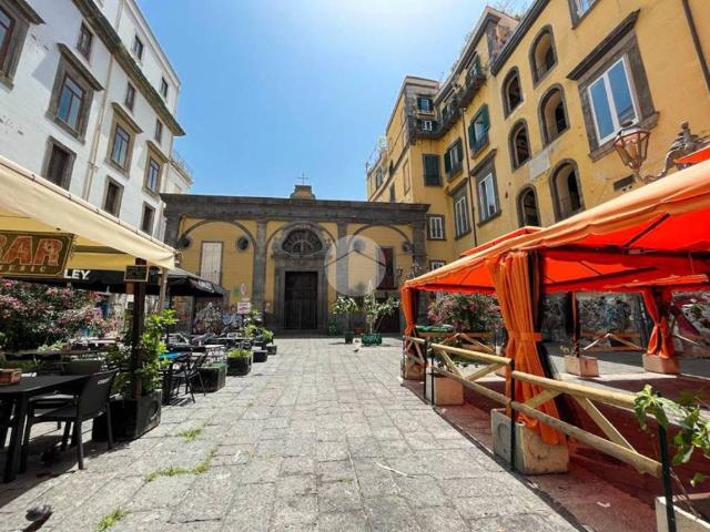 Appartamento in vendita a Municipalità 2, Campania