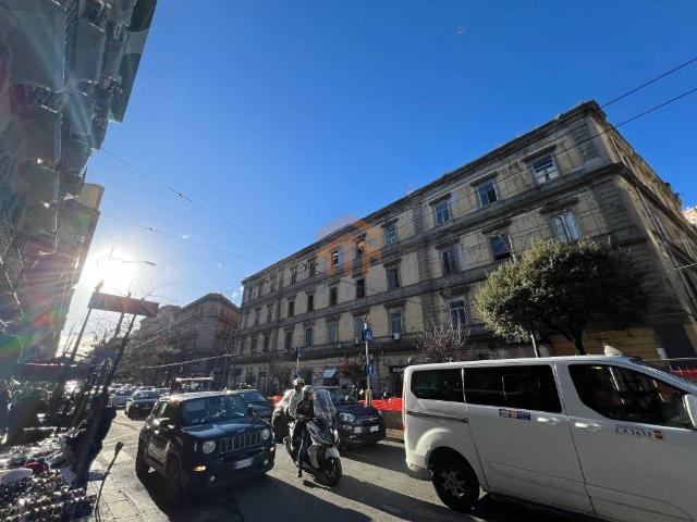 Appartamento in vendita a Mercato, Napoli