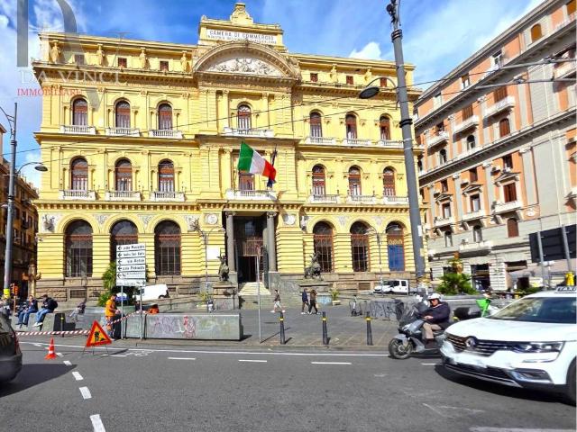Appartamento in vendita a Porto, Napoli
