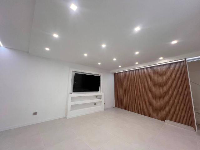 Appartamento in vendita a Municipalità 2, Campania