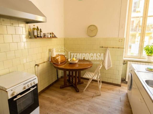 Appartamento in vendita a Fuorigrotta, Napoli