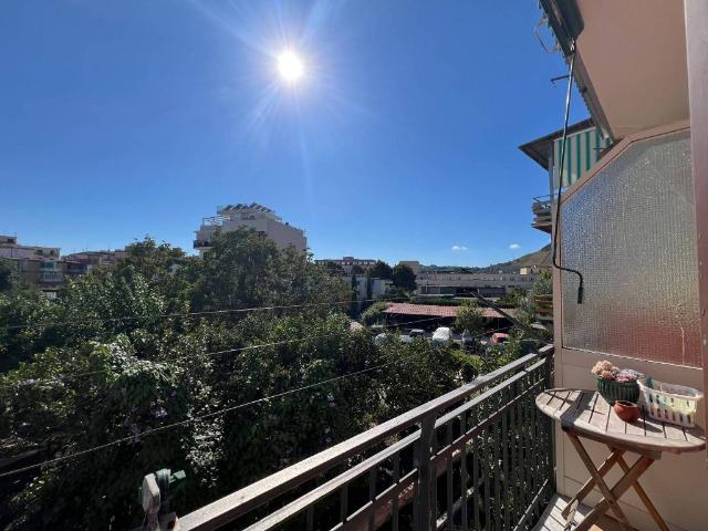 Appartamento in vendita a Soccavo, Napoli