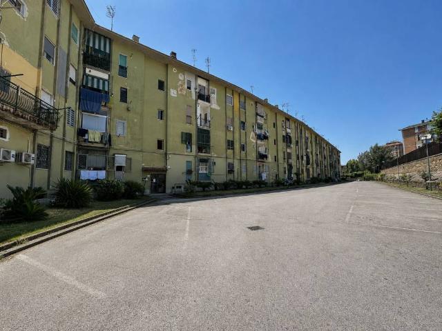 Appartamento in vendita a Municipalità 9, Campania