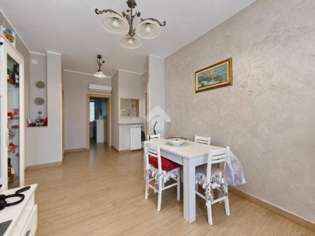 Appartamento in vendita a Secondigliano, Napoli