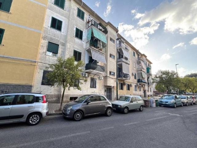 Appartamento in vendita a Municipalità 6, Campania