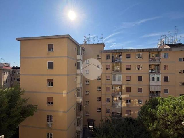 Appartamento in vendita a Municipalità 5, Campania