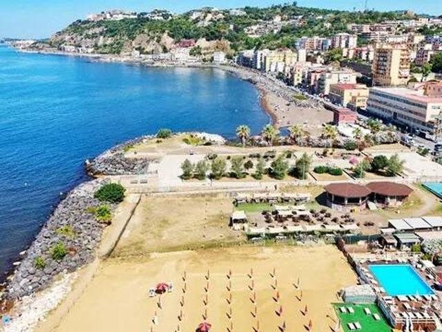 Appartamento in vendita a Bagnoli, Napoli