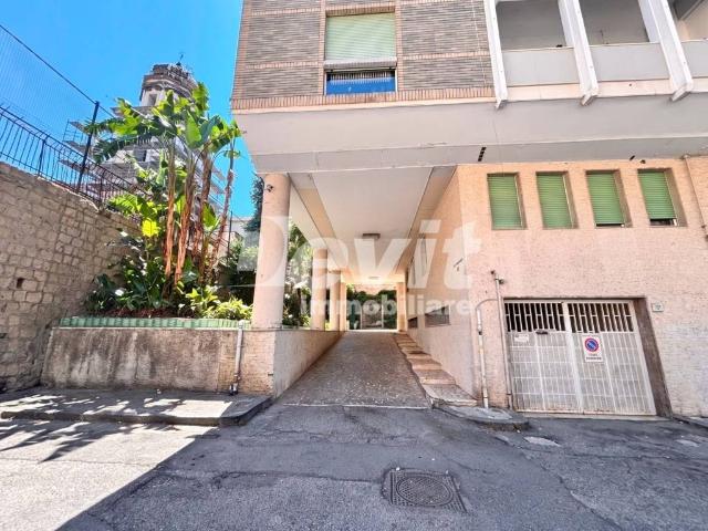 Appartamento in vendita a Municipalità 1, Campania