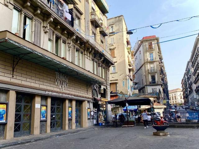 Appartamento in vendita a San Lorenzo, Napoli