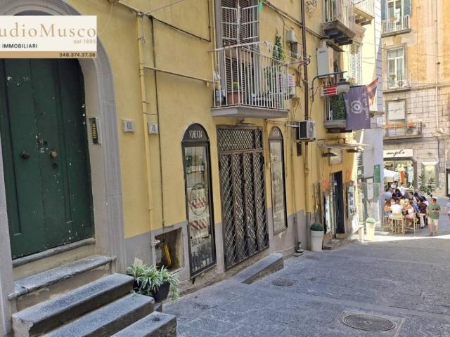 Appartamento in vendita a Municipalità 1, Campania