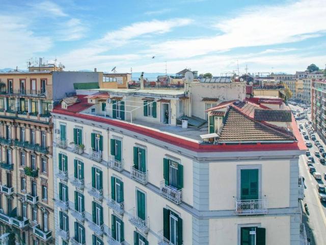 Appartamento in vendita a Municipalità 1, Campania
