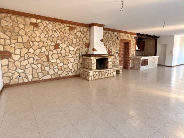Appartamento in vendita a Montagna Spaccata, Napoli