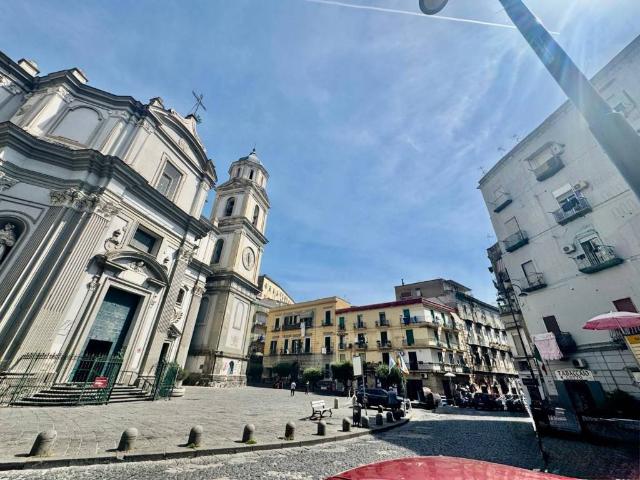 Appartamento in vendita a Municipalità 3, Campania