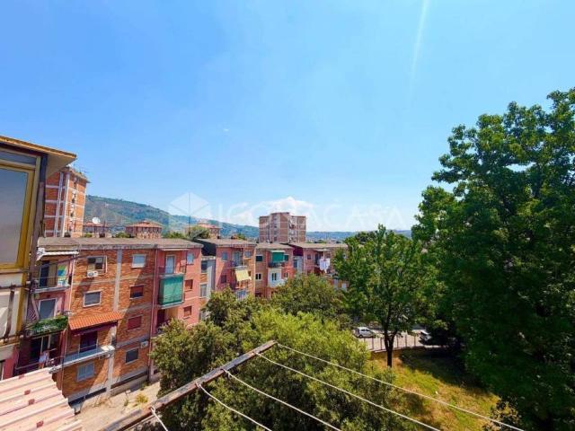 Appartamento in vendita a Municipalità 9, Campania