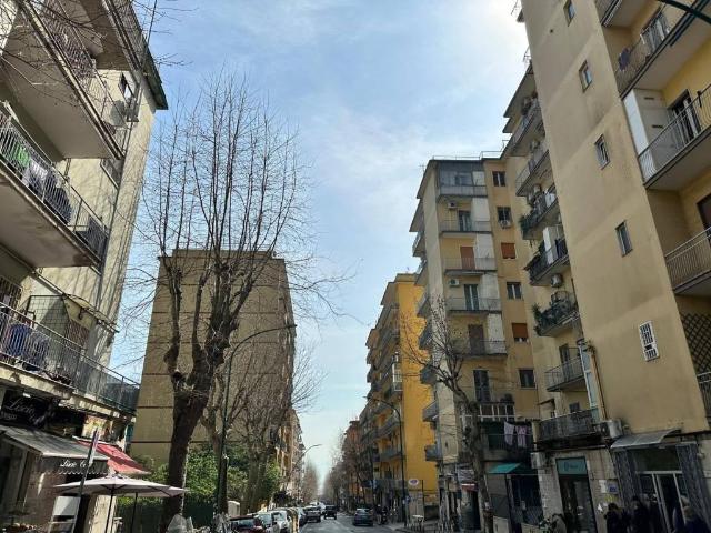 Appartamento in vendita a Arenella, Napoli