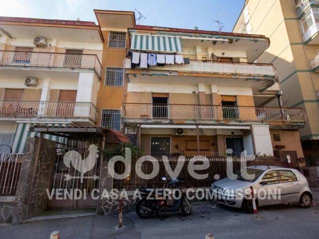 Appartamento in vendita a Pianura, Napoli