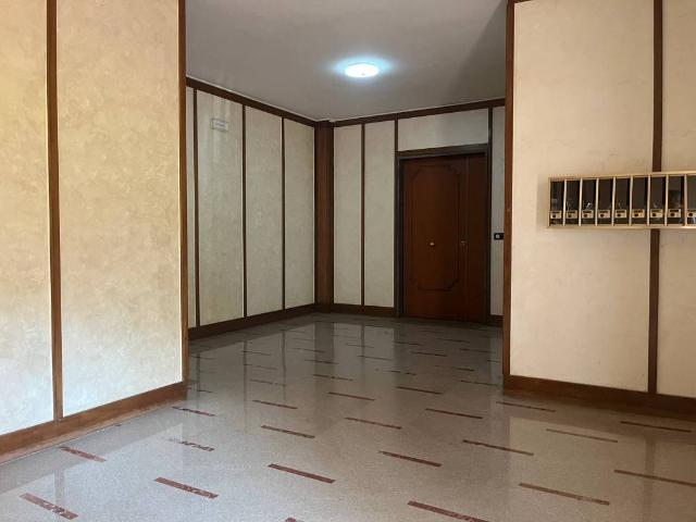 Appartamento in vendita a Municipalità 3, Campania