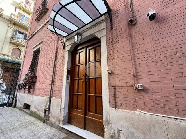 Appartamento in vendita a Municipalità 1, Campania