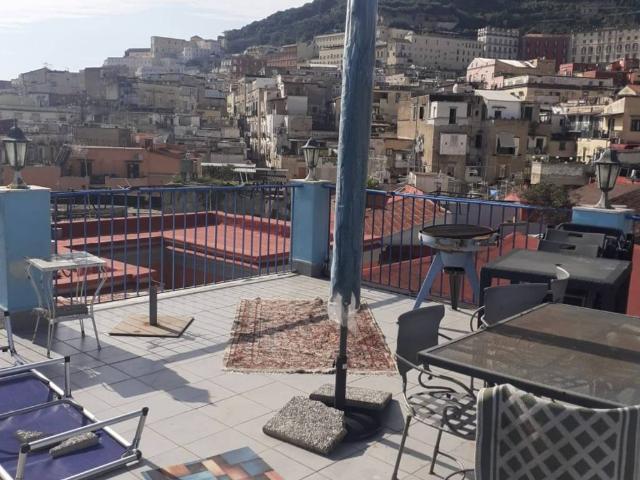 Appartamento in vendita a Municipalità 2, Campania