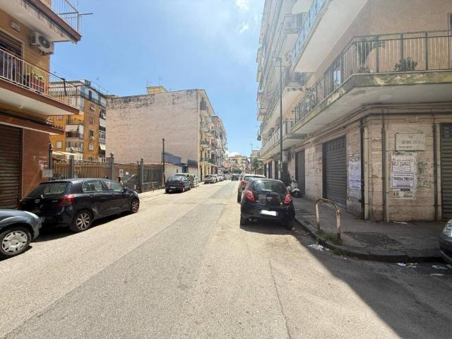 Appartamento in vendita a Miano, Napoli