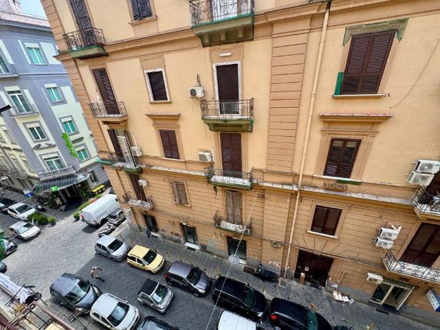 Appartamento in vendita a Municipalità 2, Mercato