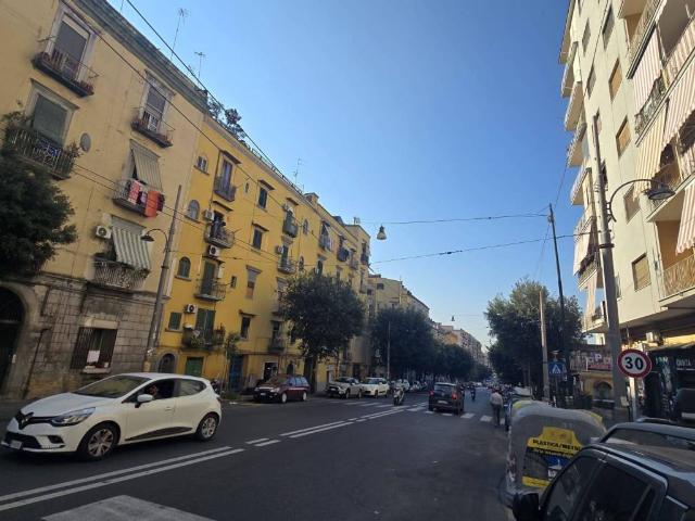 Appartamento in vendita a Municipalità 3, Campania