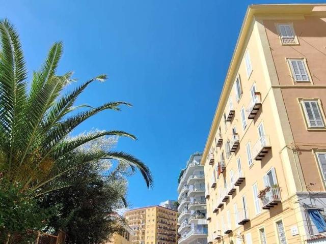 Appartamento in vendita a Municipalità 1, Campania