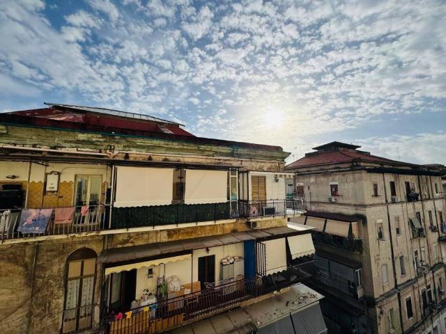 Appartamento in vendita a Municipalità 2, Mercato