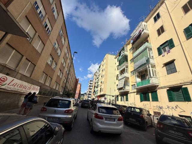 Appartamento in vendita a Municipalità 10, Campania