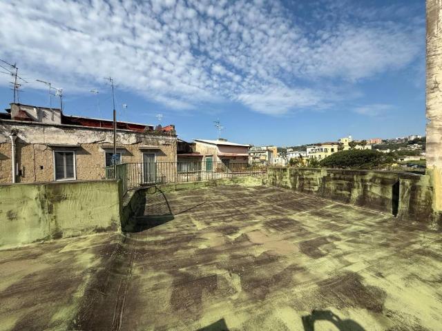 Appartamento in vendita a Municipalità 3, Campania