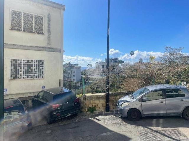 Appartamento in vendita a Municipalità 1, Campania