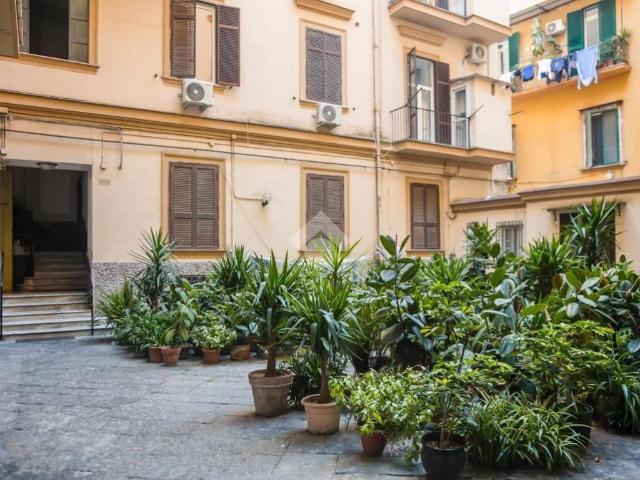 Appartamento in vendita a Municipalità 4, Borgo Sant'antonio Abate