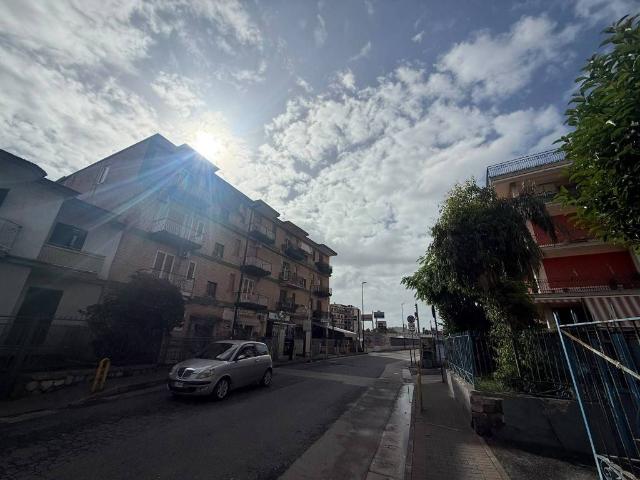 Appartamento in vendita a Pianura, Napoli