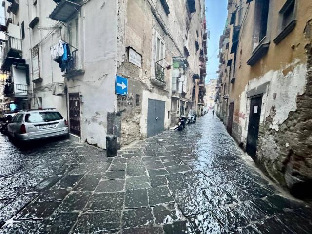 Appartamento in vendita a Municipalità 2, Campania