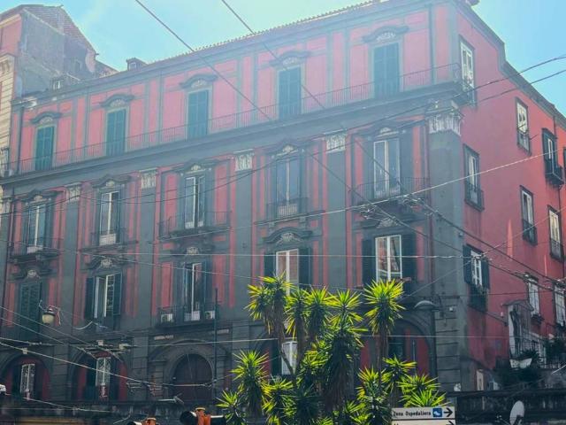Appartamento in vendita a Municipalità 2, Campania