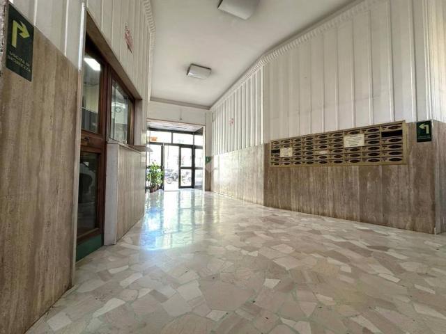 Appartamento in vendita a Fuorigrotta, Napoli