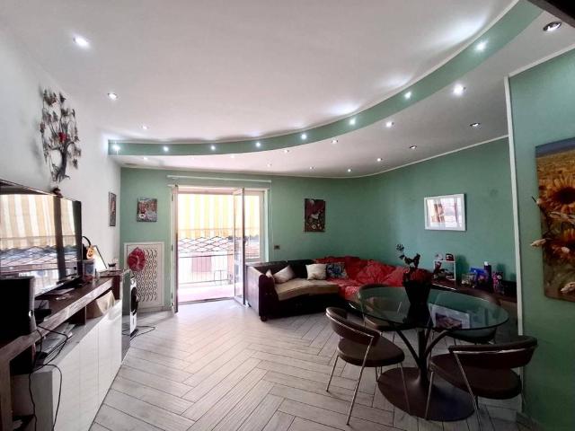 Appartamento in vendita a Arenella, Napoli