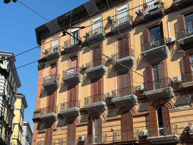 Appartamento in vendita a Municipalità 2, Mercato