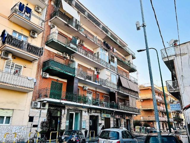 Appartamento in vendita a Casavatore, Napoli