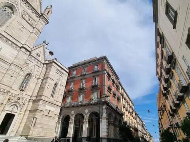 Appartamento in vendita a Municipalità 4, Campania