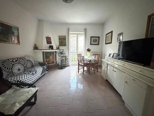 Appartamento in vendita a Astroni, Campania
