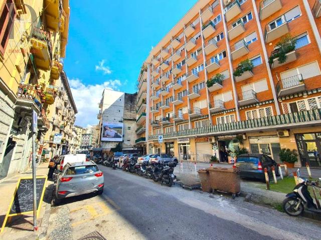 Appartamento in vendita a Municipalità 3, Campania