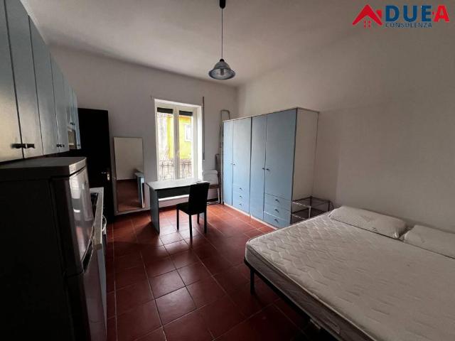 Appartamento in vendita a Pendino, Napoli