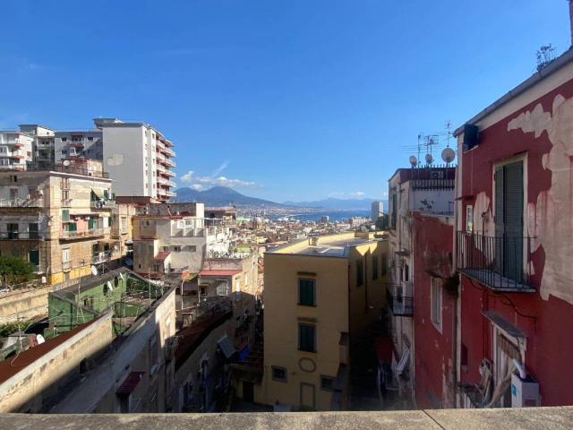 Appartamento in vendita a Municipalità 1, Campania